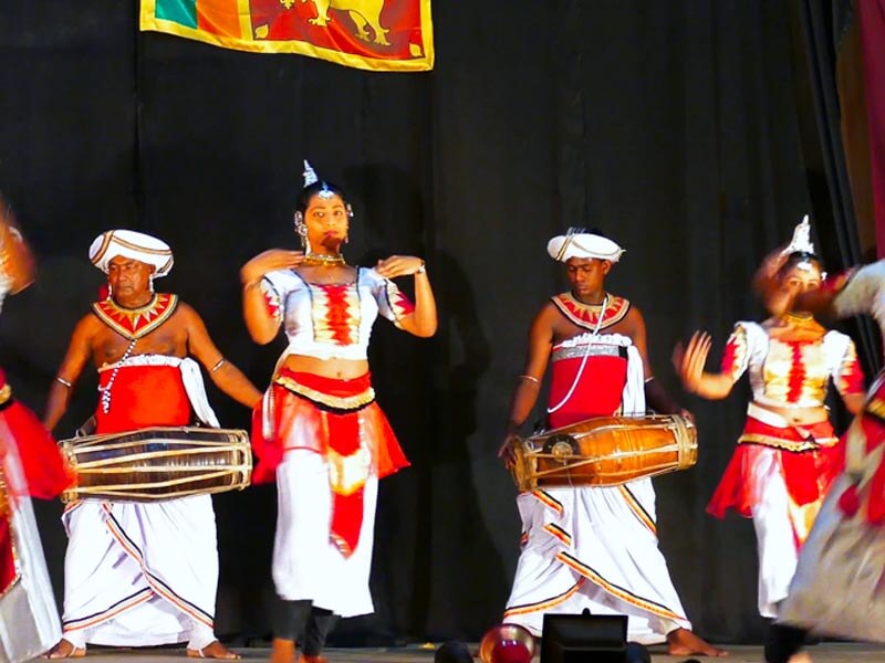 Kulturshow-in-Kandy.jpg
